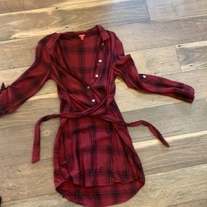 Guess Flannel Dress Size S ✨